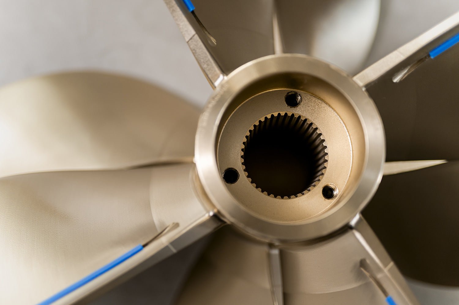 smallVMPr23_2.Prop-CU018-VEEMProp23-212346_HighRes-_JoshFernandes_Studios2023_d3d4806f-9437-415c-af36-95a35c041c7f